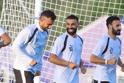 برنامج تأهيلي لحمدي فتحي.. وفحوصات طبية لحسام عبد المجيد على هامش مران منتخب مصر